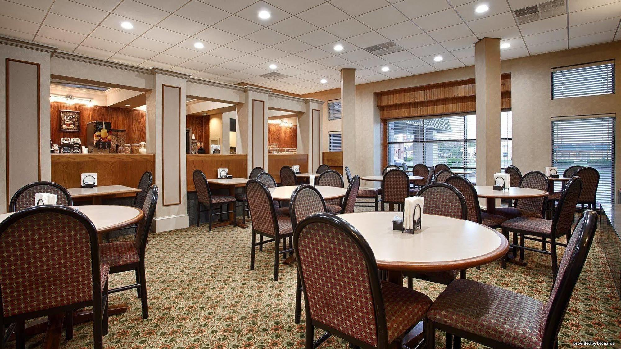 Best Western Gateway Adirondack Inn Utica Exterior photo